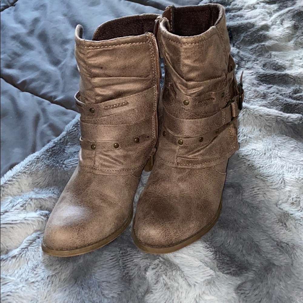 Booties - Picture 2 of 4